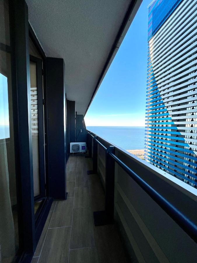 Orbi City Suite With Sea View Batumi Exterior photo